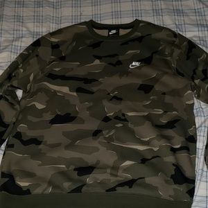 Nike Camo Sweatshirt